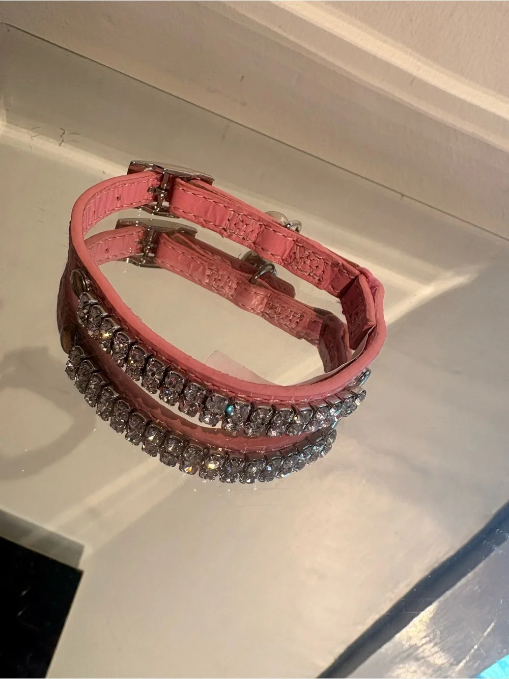 Sparkly pink cat collar